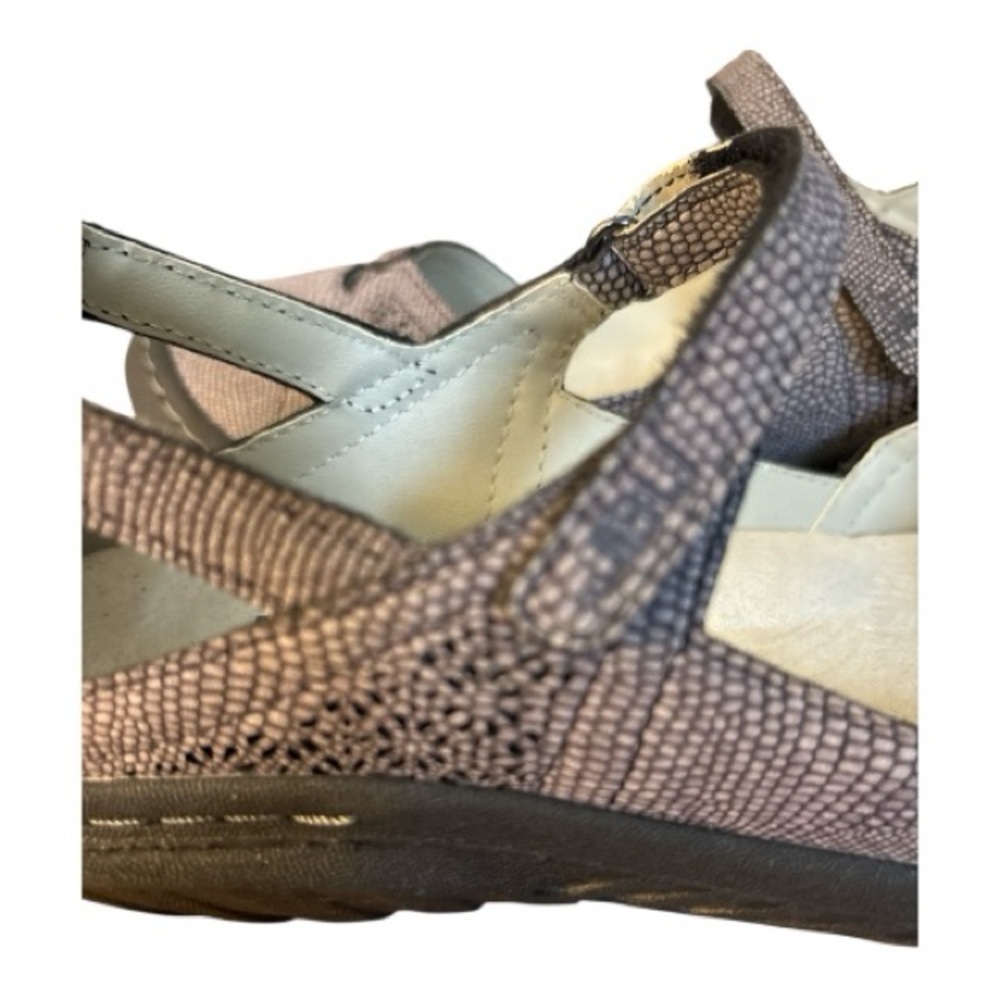 JBU JAMBU LAVENDER REPTILE TEXTURED MARY JANE SHOES WOMENS SIZE 7 EUC - Picture 11 of 11